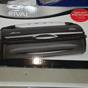 Rival Vacuum Sealer with Bags
